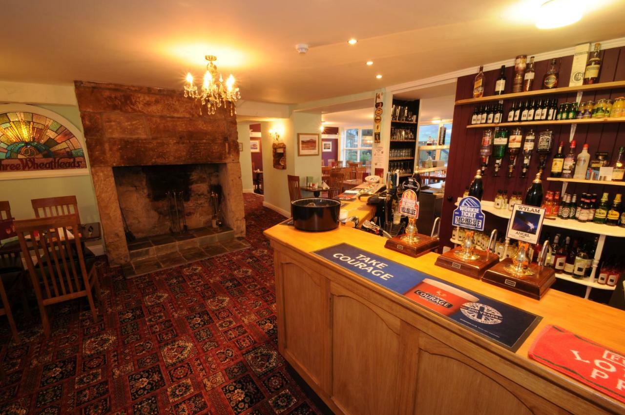 Hotel Three Wheat Heads Thropton Exterior foto